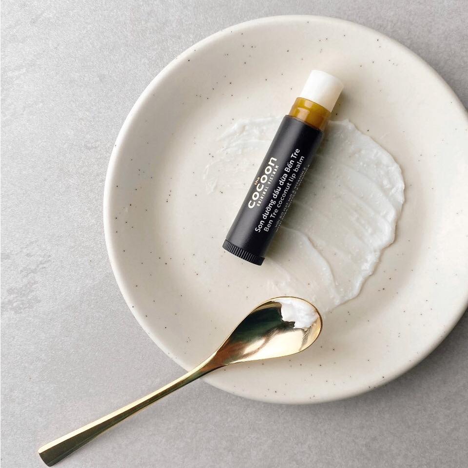 Son Dưỡng Dầu Dừa Bến Tre Cocoon Lip Balm 5g