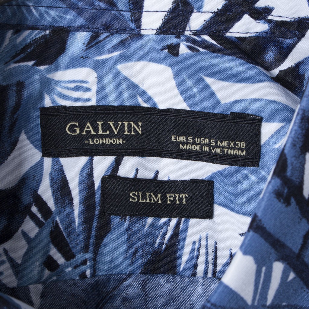 Áo sơ mi nam tay ngắn họa tiết Galvin form rộng cổ bẻ chất thô co giãn nhẹ SMGV82