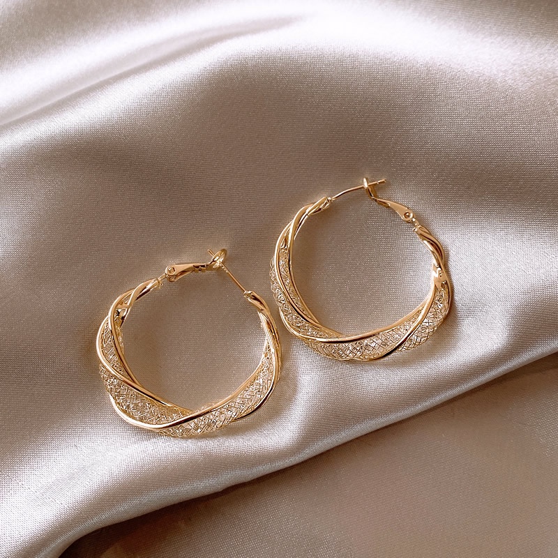 Khuyên Tai Tròn Rỗng Đính Đá Zircon Cao Cấp Sang Trọng