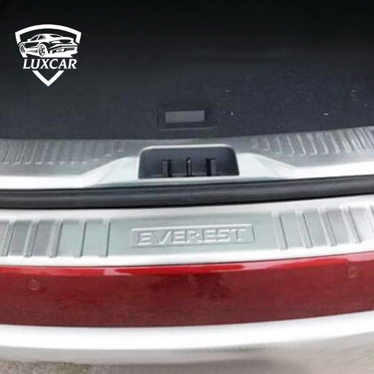 Nẹp chống trầy cốp sau xe FOR EVEREST 17-20 | LUXCAR chất liệu INOX-TITAN cao cấp