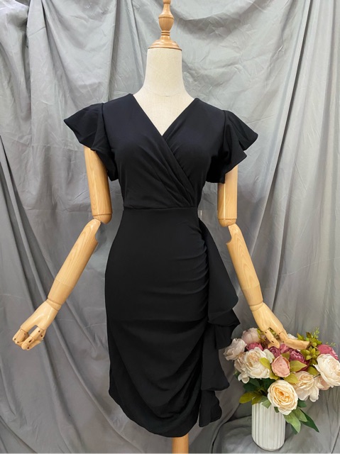 Đầm nữ cổ V tay rũ bèo