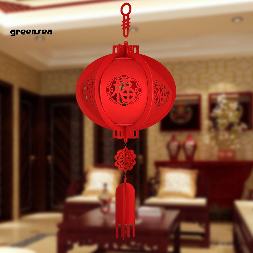 Lồng đèn đỏ may mắn phong cách Trung Hoa dùng để trang trí năm mới