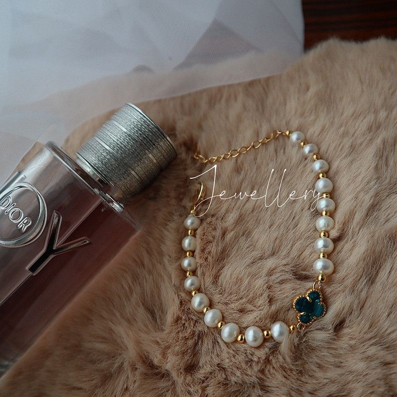 Vòng nay nữ - Lắc tay nữ ngọc trai nhân tạo, cỏ 4 lá may mắn, bình an Vườn Trang Sức VT0112