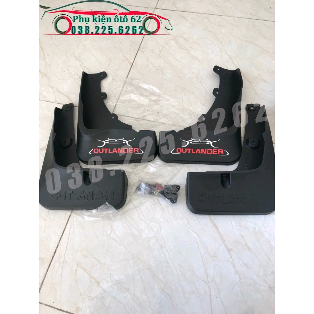 Chắn bùn bánh xe Mitsubishi Outlander 2016-2021 và năm 2022