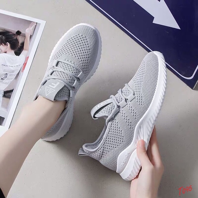 GIÀY THỂ THAO FASHION GR[ 4 màu siêu cưng]