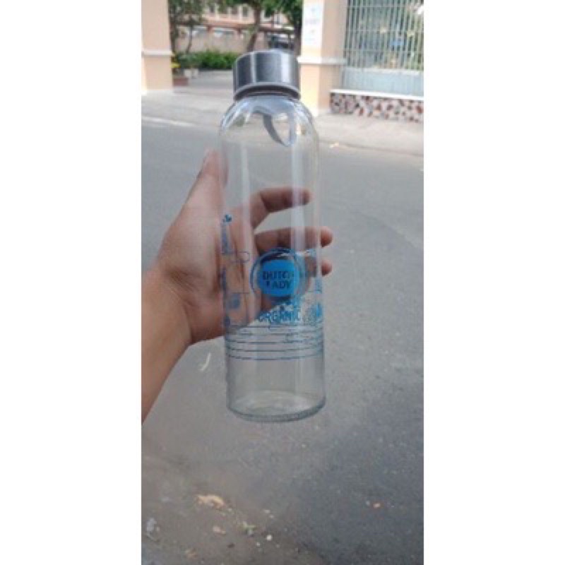 Bình thuỷ tinh  500ML nắp vặn kèm túi giữ nhiệt .