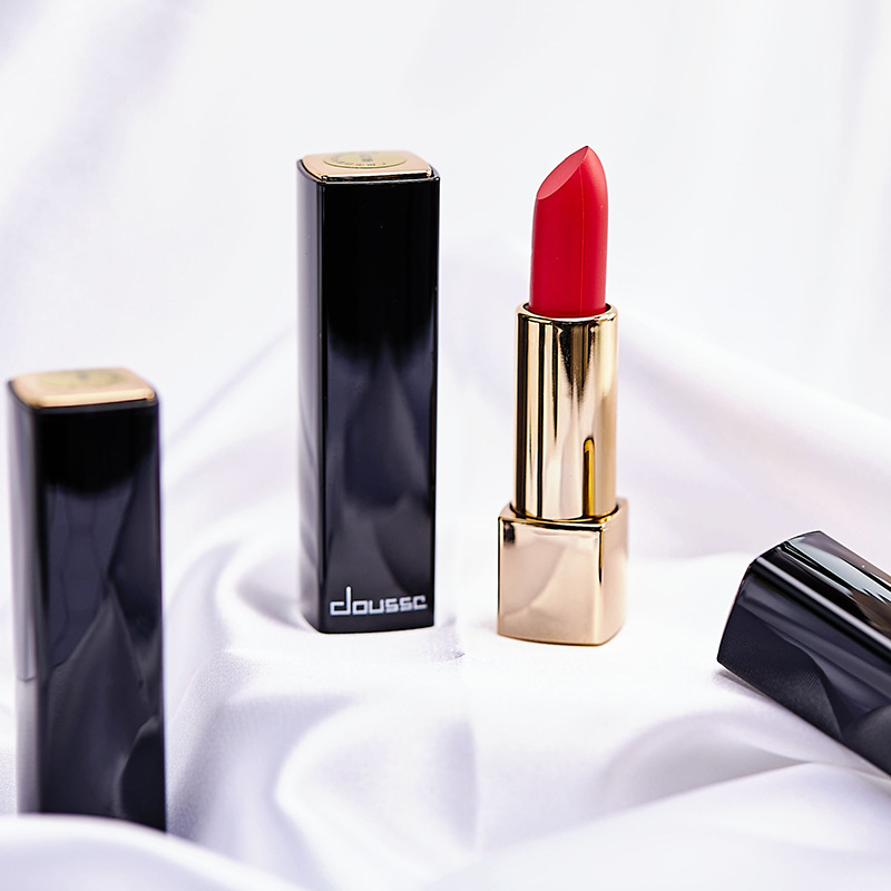 (Hàng Mới Về) Son Môi Không Dính Dưỡng Ẩm Nuôi Dưỡng Làm Sáng Màu Môi | BigBuy360 - bigbuy360.vn