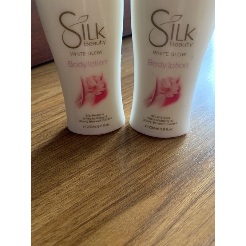 Kem dưỡng da toàn thân silk