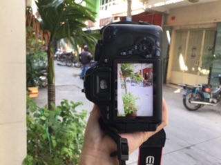 MÁY ẢNH CANON EOS 600D kèm lens Kit 18-55mm