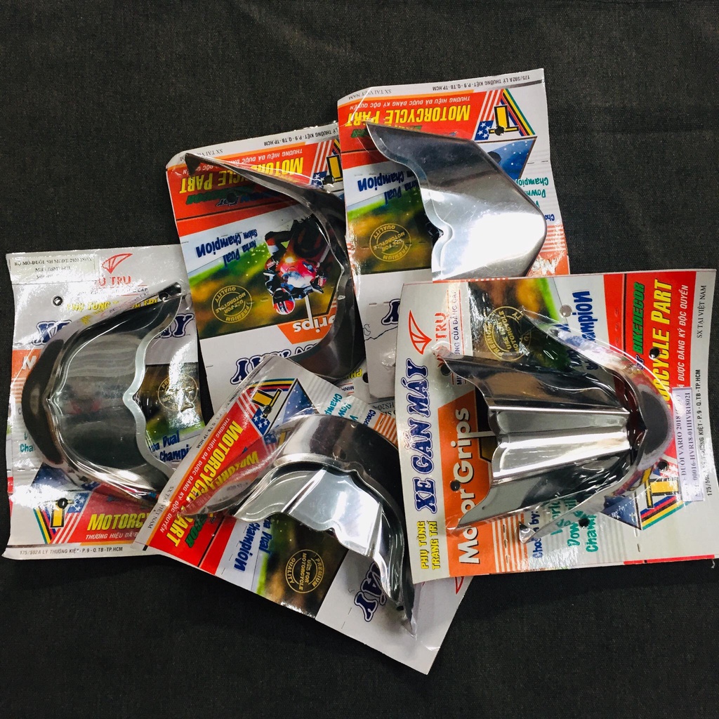 Combo mỏ đuôi dè sau và mỏ đuôi dè trước xe VARIO 160 đời 2022, chất liệu INOX 304 sáng bóng gắn trang trí xe siêu chất