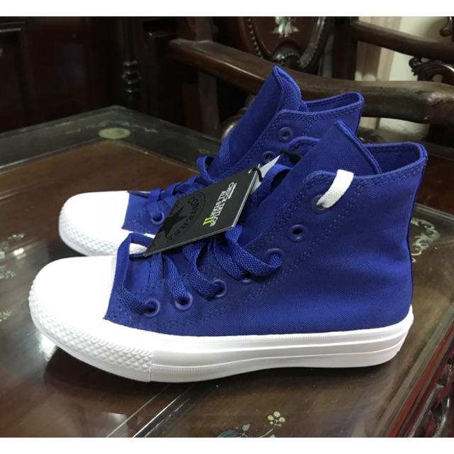 Giầy converse Chuck Taylor 2 xách tay chính hãng