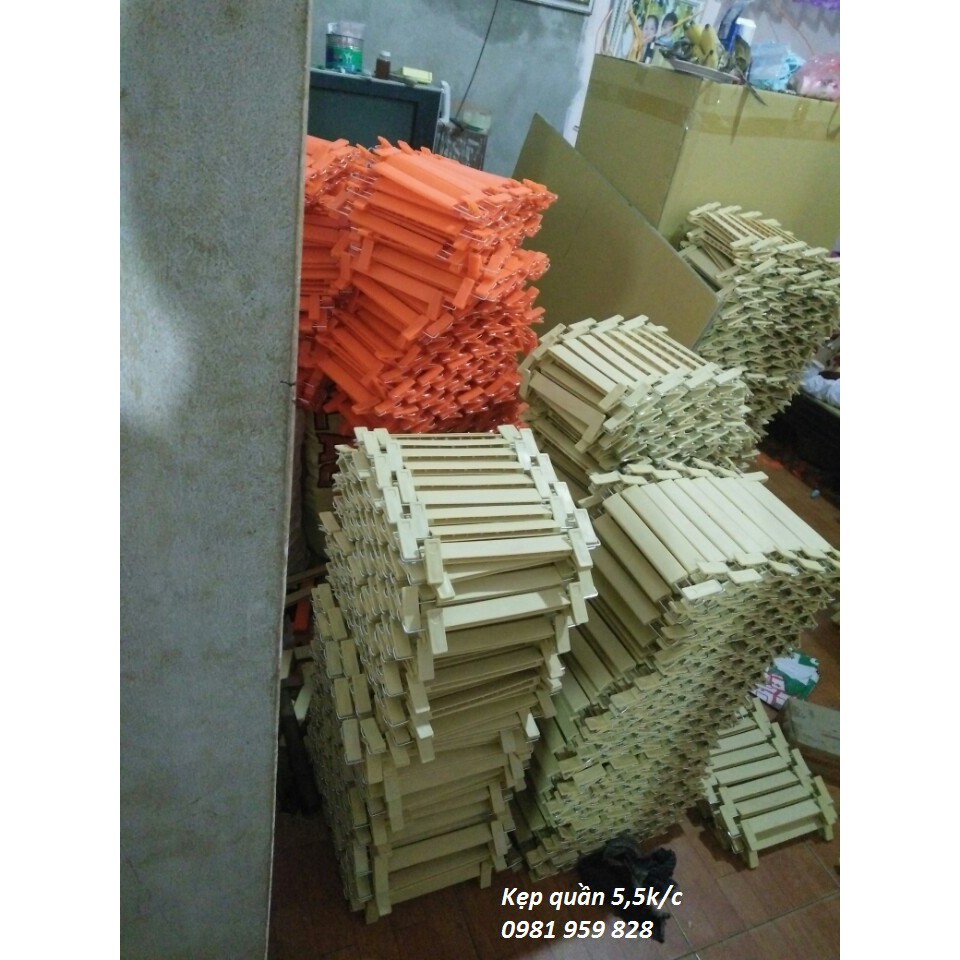 Móc áo khách đặt riêng