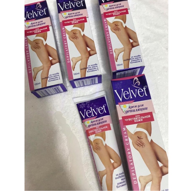 KEM TẨY LÔNG VELVET NGA