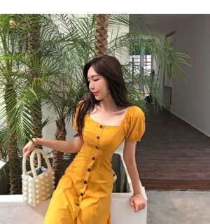 ĐẦM MAXI VÀNG CỔ U