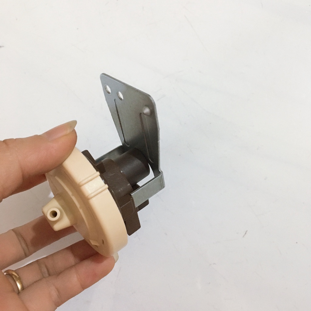 Phao máy giặt cửa ngang LG - Van áp lực máy giặt LG cửa ngang, cảm biến mực nước máy giặt
