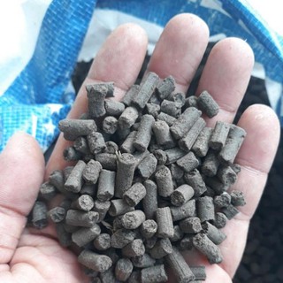 1Kg Phân trùn quế dạng viên nén đậm đặc .