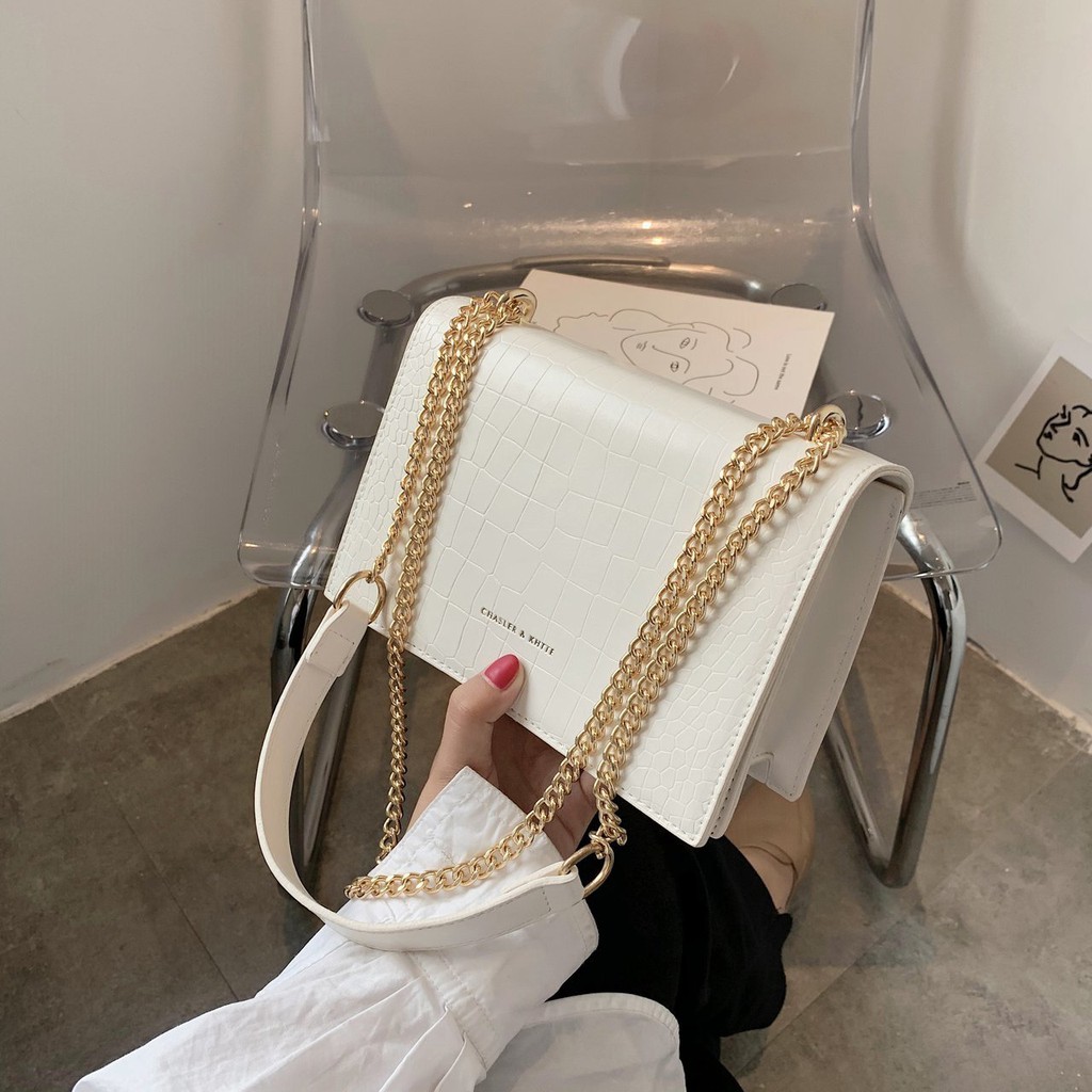 [BÃO GIÁ] Túi da nữ vân nổi form cứng C&K-MA218 | BigBuy360 - bigbuy360.vn