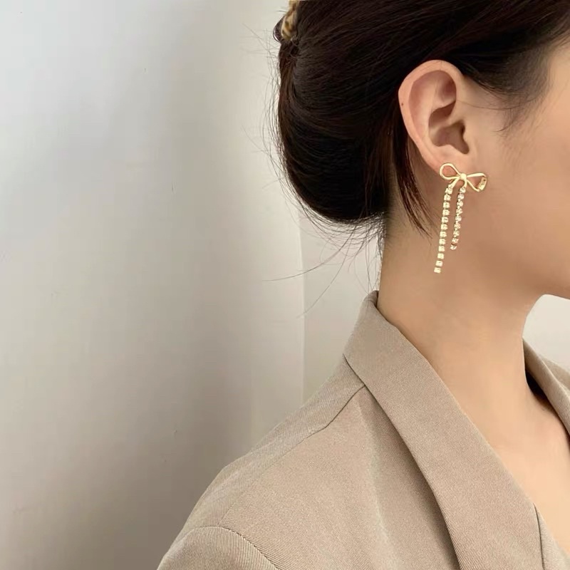 Hoa tai hình nơ đính đá - Maben