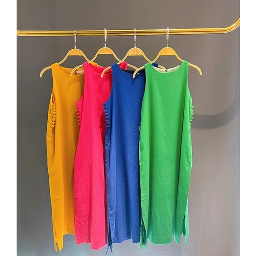Đầm Linen suông form rộng thiết kế nút bọc 2 bên sườn
