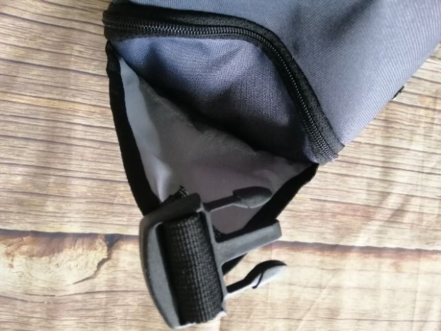 Túi đeo chéo axe 3 ngăn hàng đẹp | BigBuy360 - bigbuy360.vn