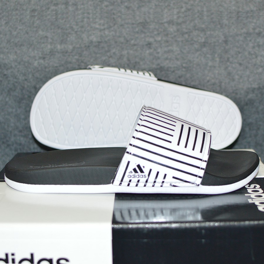 Adidas Cloudfoam Plus Campus Sample 2020 màu đen đế trắng quai đen sọc trắng | BigBuy360 - bigbuy360.vn