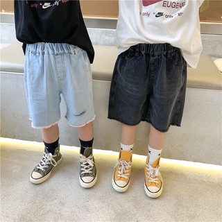 Quần short jeans cho bé (Yến Nguyễn)