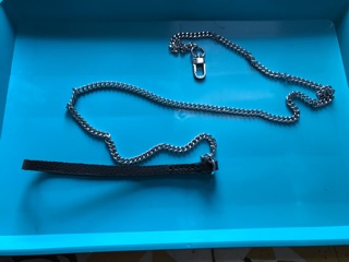 Dây xích inox tay cầm da
