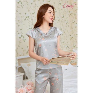 Đồ Bộ Mặc Nhà Emma Lụa Áo Ngắn Tay, Quần Lửng EHLLU.22.27.02