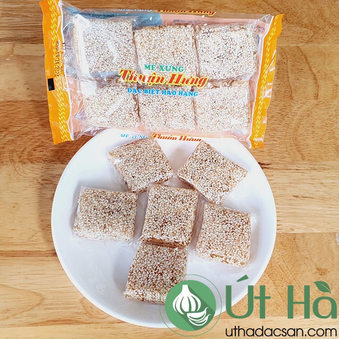 Kẹo Mè Xửng Huế Thuận Hưng Bịch 250gr Dẻo Thơm Đúng Hương Vị Cố Đô - Út Hà Đặc Sản
