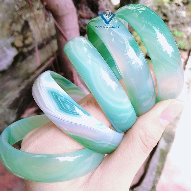 Vòng đá vân mây xanh Van jewelry V10479