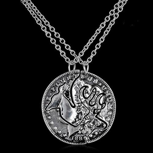 Bộ 2 dây chuyền thiết kế mặt hình chú hươu / lạc đà phong cách cổ điển cho cặp đôi