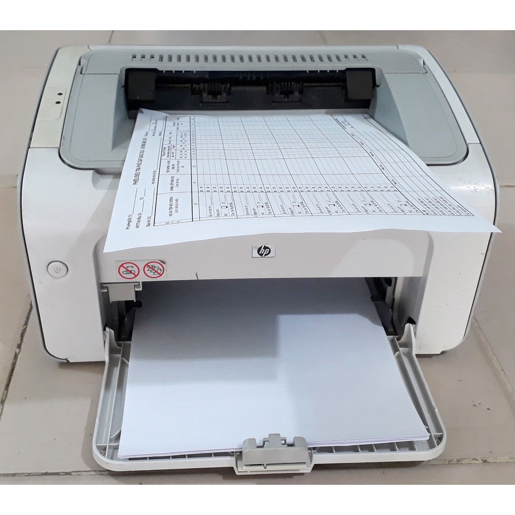 Máy in hp 1005 đã qua sử dụng còn 90%, in tài liệu học và làm việc