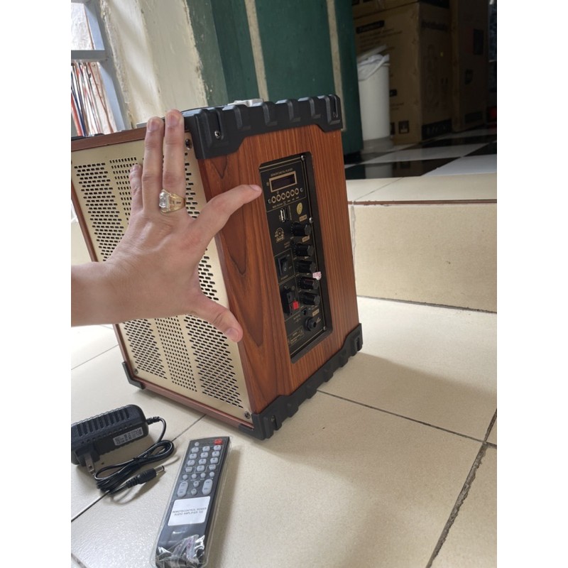 Loa xách tay di động BHZ106 kèm 1 micro cầm tay có bluetooth