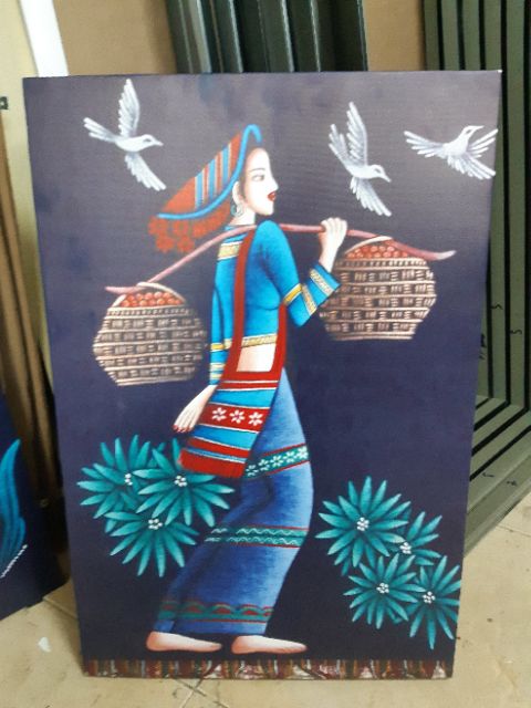 Bộ 3 tranh canvas cô gái mặc đồ thổ cẩm - khung tranh không viền SR231 - kích thước 30cm x 40cm x 3 tấm
