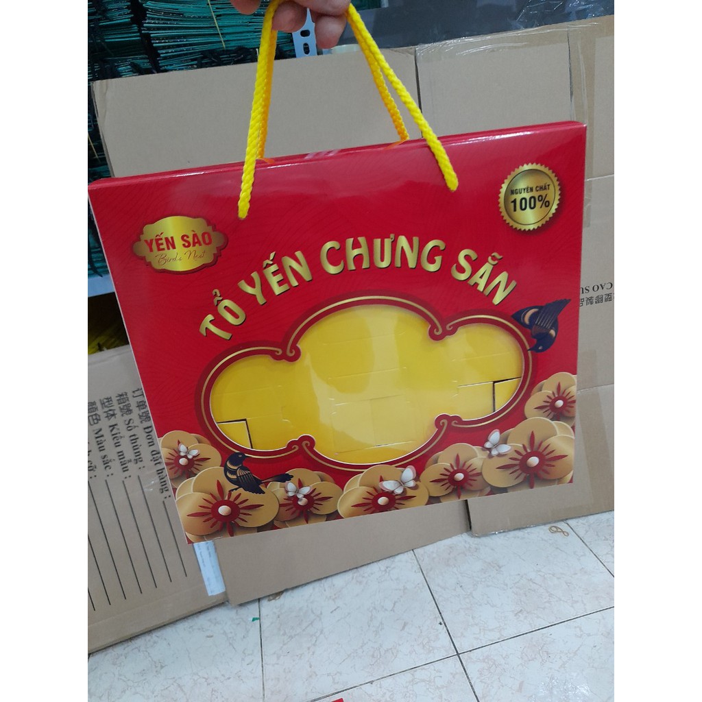 Túi giấy đựng 6 hũ yến 70ml (có khay và quai xách)