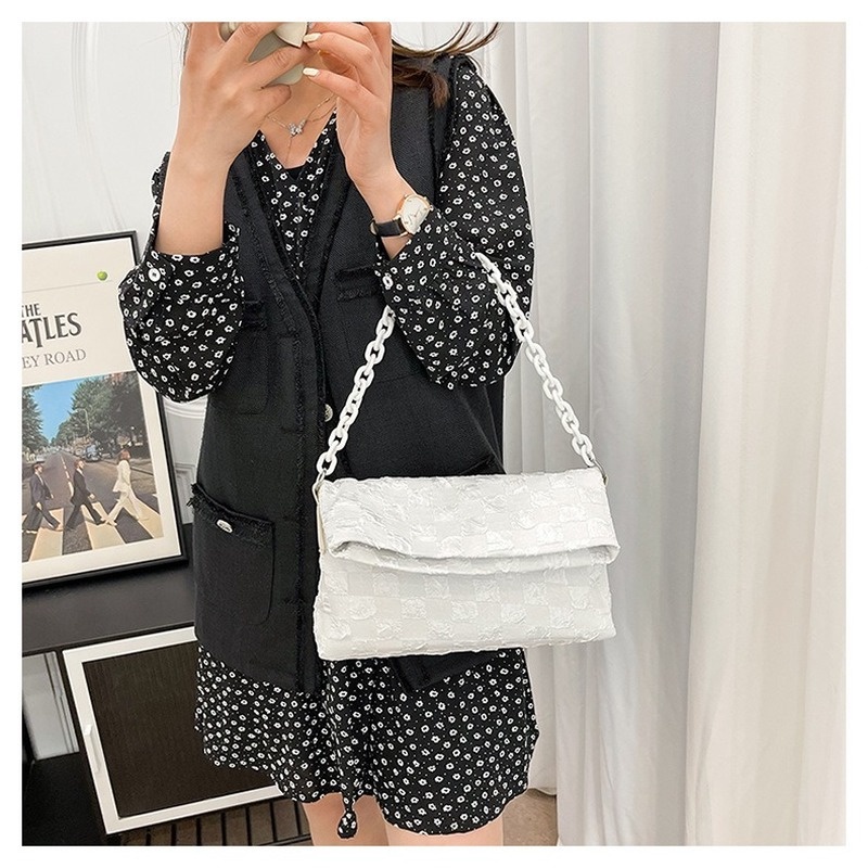 Túi Đeo Chéo Phối Dây Xích Phong Cách Mới Mùa Hè NB00135 2022