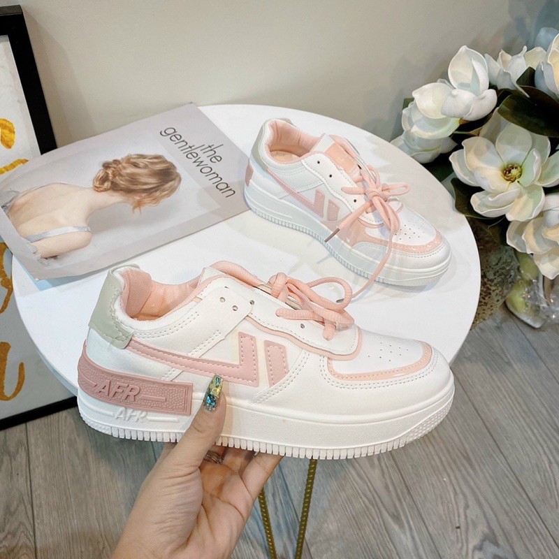 GIÀY BATA SỌC SIÊU CUTE LUÔN NÈ