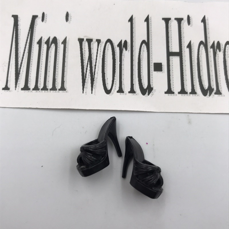 Giày búp bê Barbie model muse chính hãng. Giày cao gót cho búp bê.