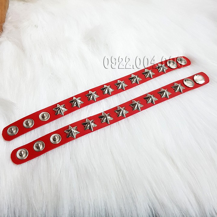 Vòng tay đỏ ngôi sao