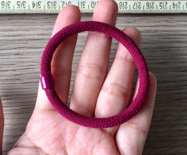 Cột tóc trơn màu