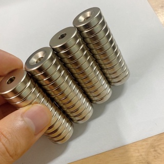 Nam châm đất hiếm 20x5mm, nam châm tròn có lỗ phi 20x5 lỗ vát 5mm
