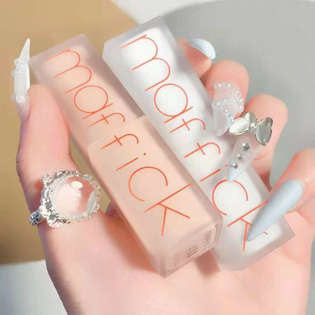 Son thỏi Maffick nội địa Trung chất son lì, mềm, mịn cho bạn bờ môi quyến rũ | BigBuy360 - bigbuy360.vn