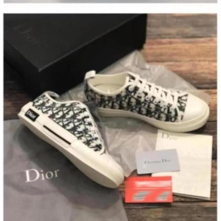Giày Sneaker chữ DIOR cổ cao Full Box -  chất lượng cao cấp [fullbox] | BigBuy360 - bigbuy360.vn