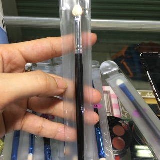 Cọ tán phấn mắt