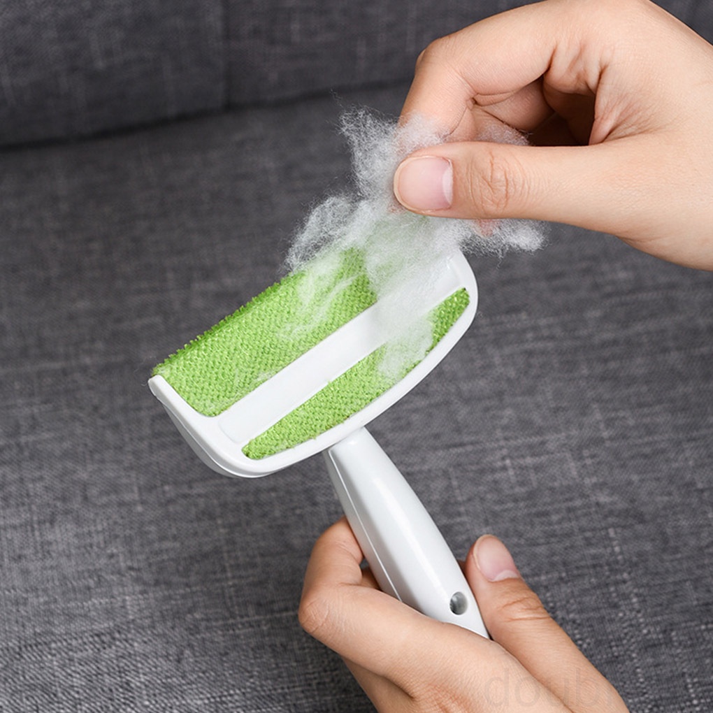 Bàn Chải Hai Đầu Bằng Nhựa Dùng Loại Bỏ Tóc Rụng Tiện Dụng