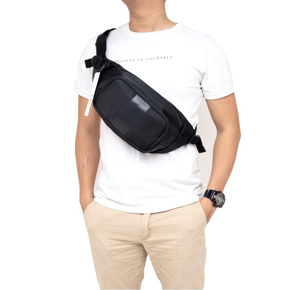 Túi đeo chéo Lacoste Waist Bag