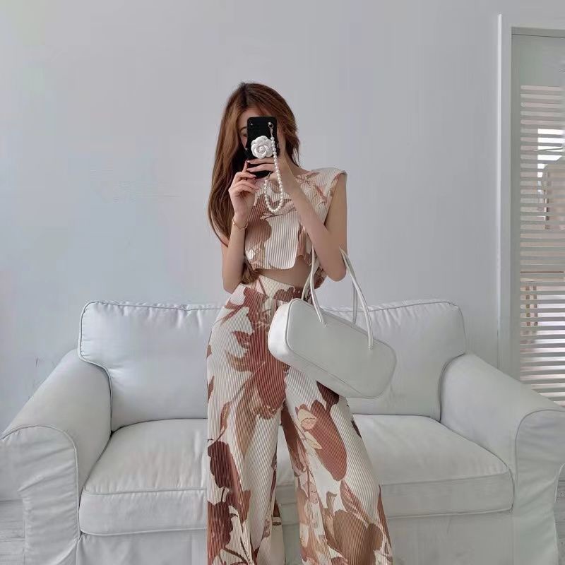 Set Áo Thun Không Tay Và Quần Dài Ống Rộng Thời Trang Cho Nữ