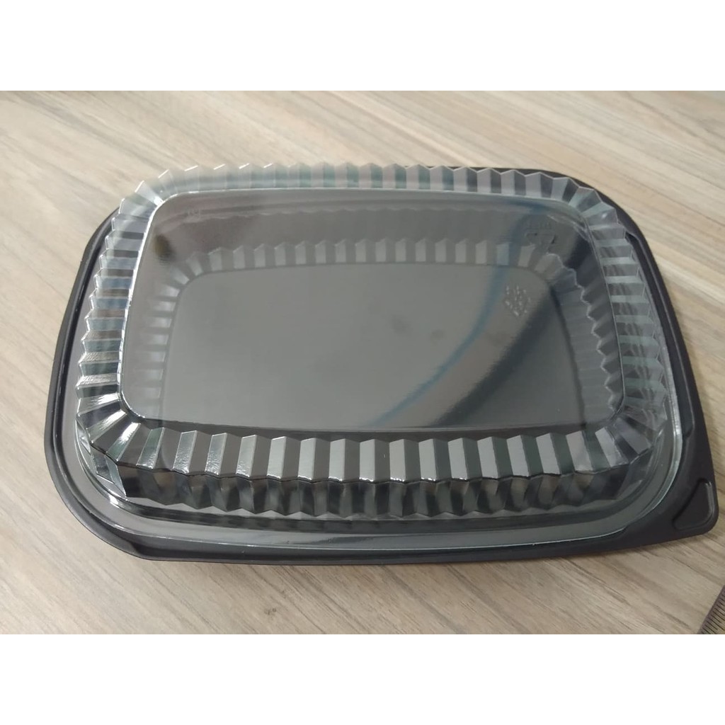 Set 20 - 50 Hộp HT203 đế trắng/ đen dùng đựng cá chép, bánh, sushi - Kích thước lọt lòng 22 cm x 15 