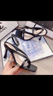 Guốc siêu xinh (cộng 2% phí shopee)