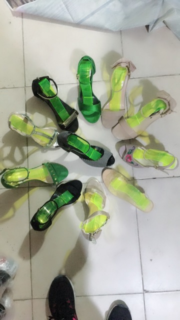 Sỉ lô giày cao gót hàng Quảng Châu hộp 50 đôi